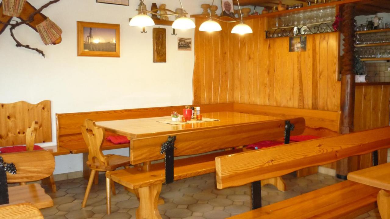 Gastehaus Raab Lägenhet Albrechtshohe Exteriör bild